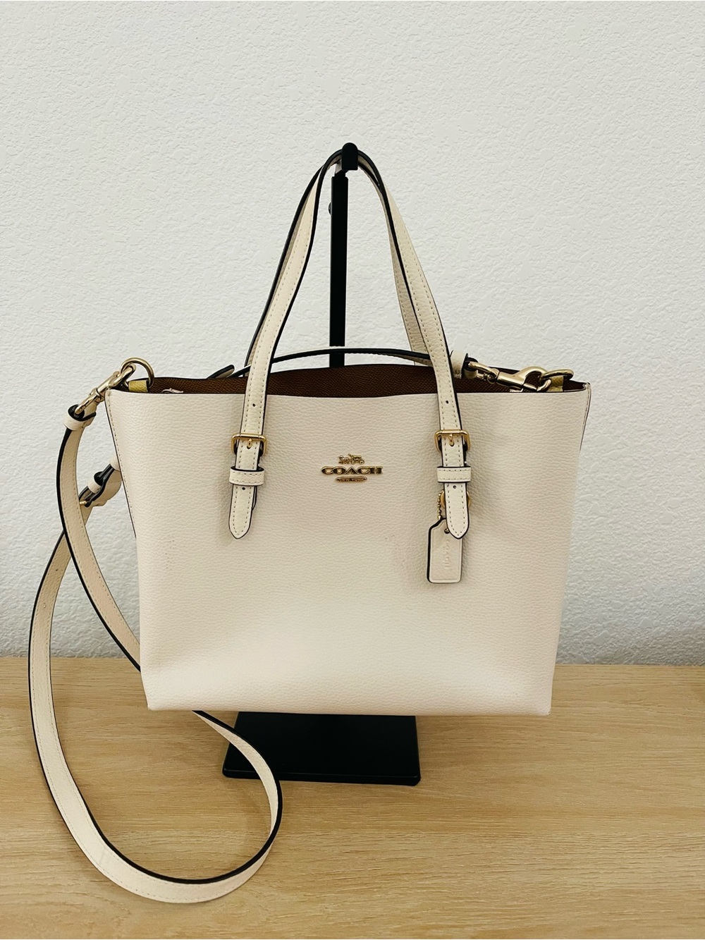 COACH Mollie Tote 25 Bag White Top Handles Crossbody Strap